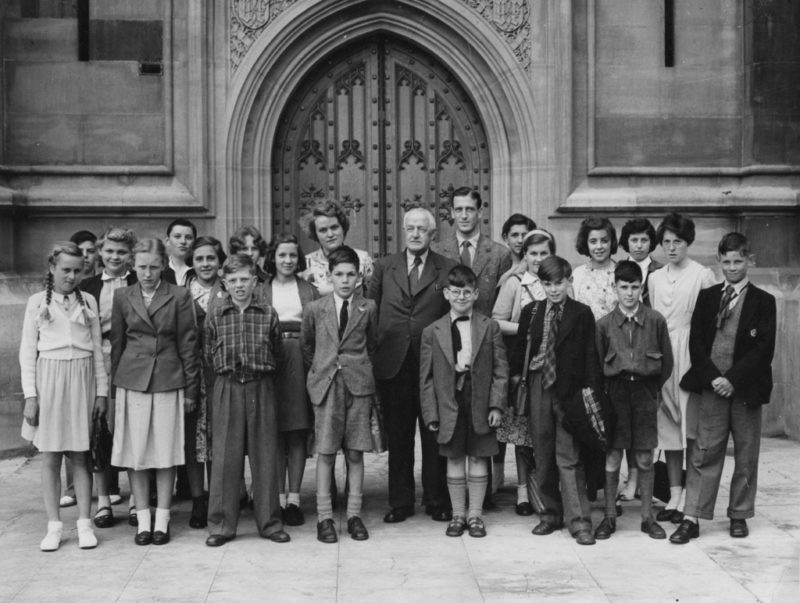 Edwin Gooch MP with school children visiting  House of Commons 